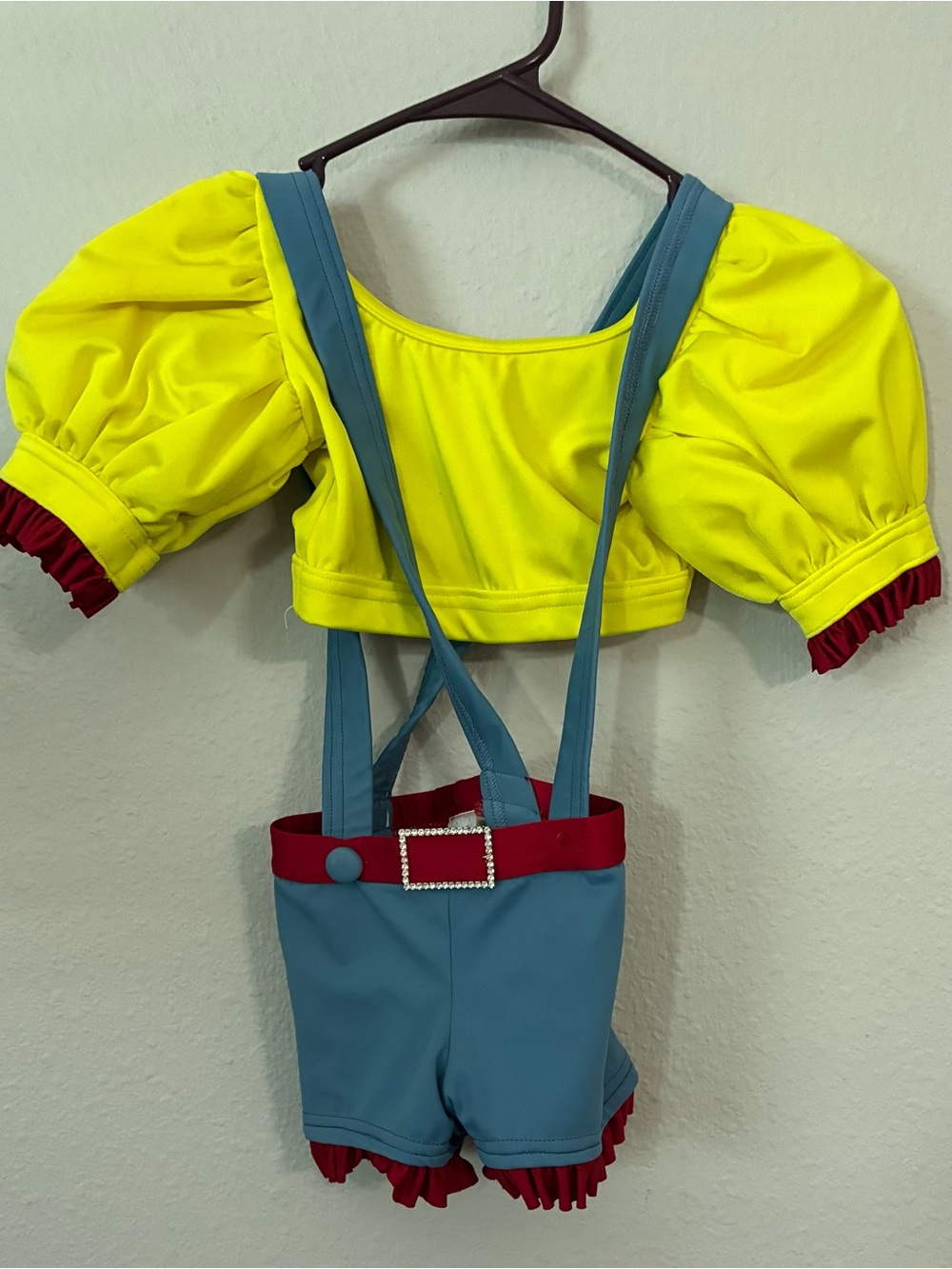 Empire Minions Kids Yellow Puff-Sleeve Top & Blue Suspender Dance costume